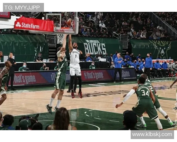 成都网球队防守体系解析与网球战术的深度探讨 成都网球队防守体系解析与网球战术的深度探讨