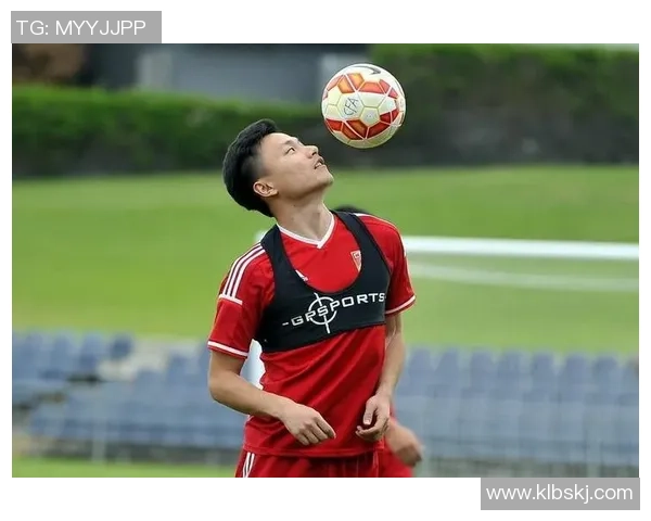 重庆足球队技术革新引发热议推动球队新发展与未来展望 重庆足球队技术革新引发热议推动球队新发展与未来展望