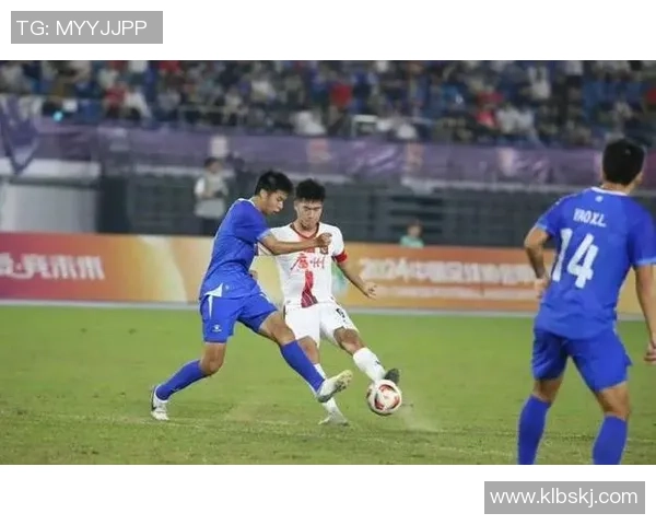 广岛三箭迎战广州队期待激烈对抗与精彩表现